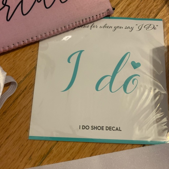 Bride-To-Be 👰🏻‍♀️ Bundle - Picture 14 of 16